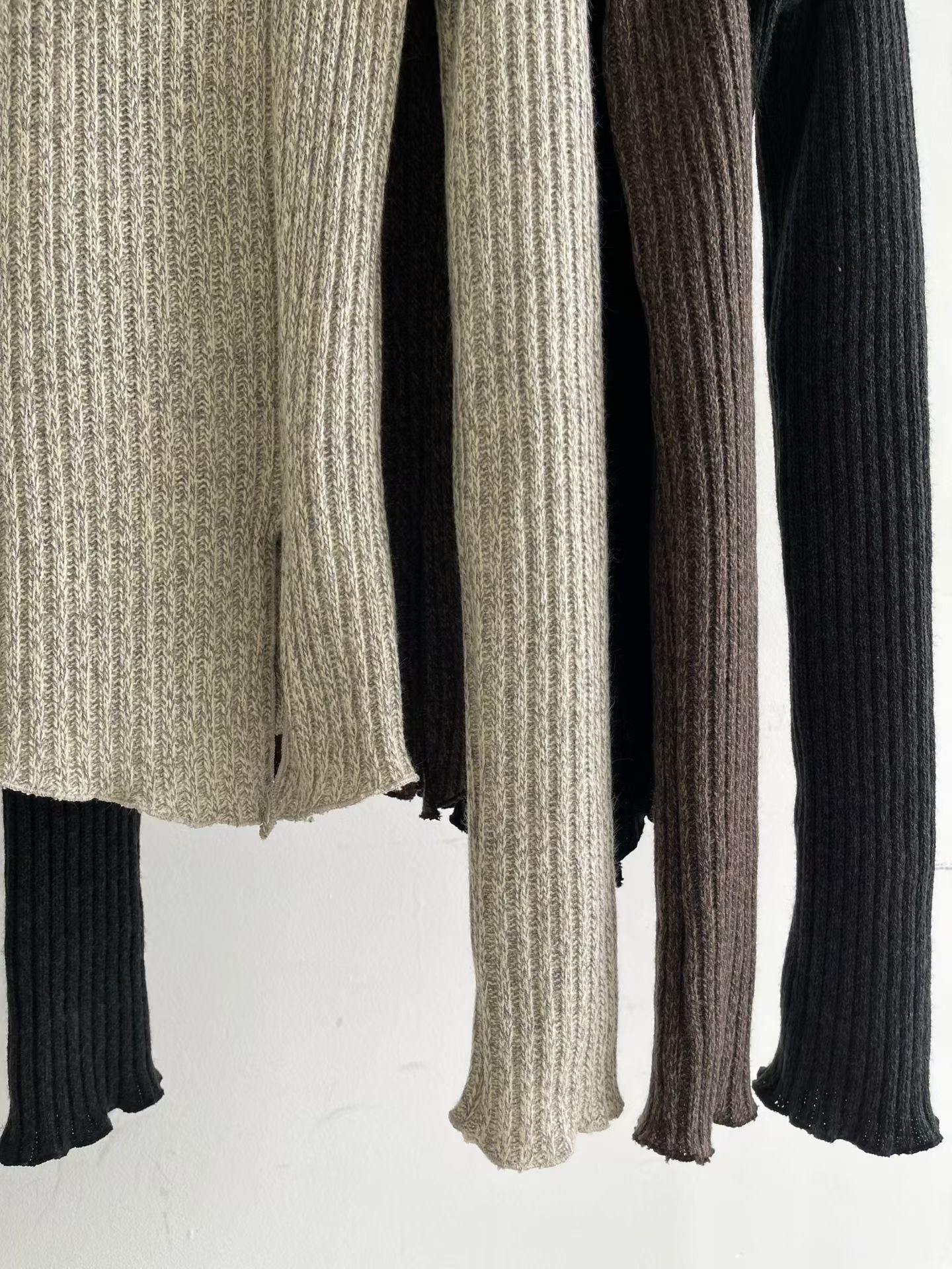 ♡百搭羅紋側開衩針織上衣♡ (C251018)