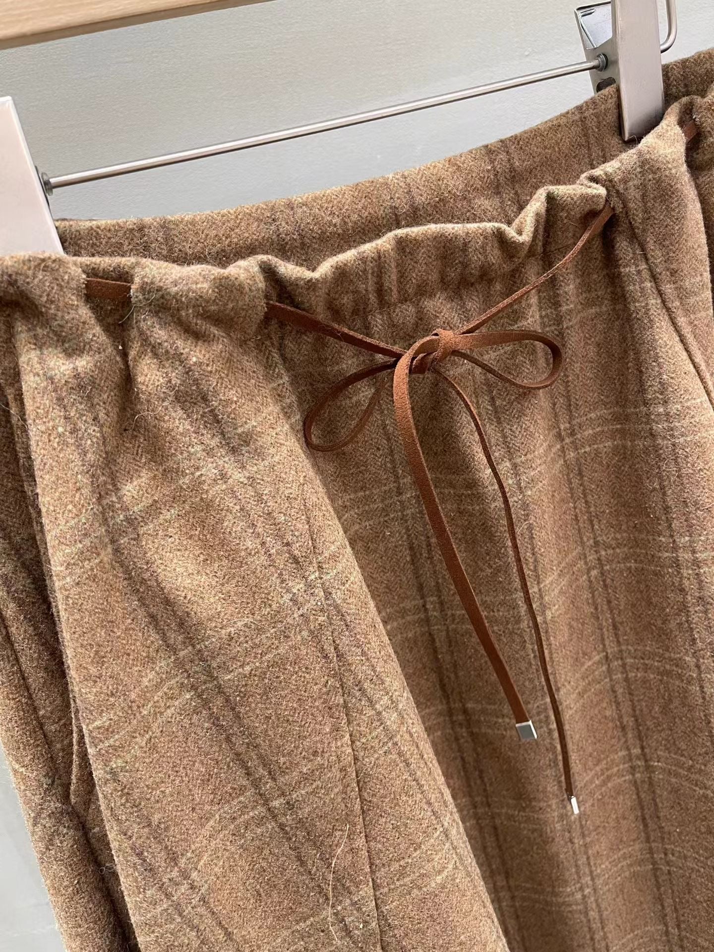 ♡氣質Oni家♡英倫格紋抽繩羊毛裙 (C251137)