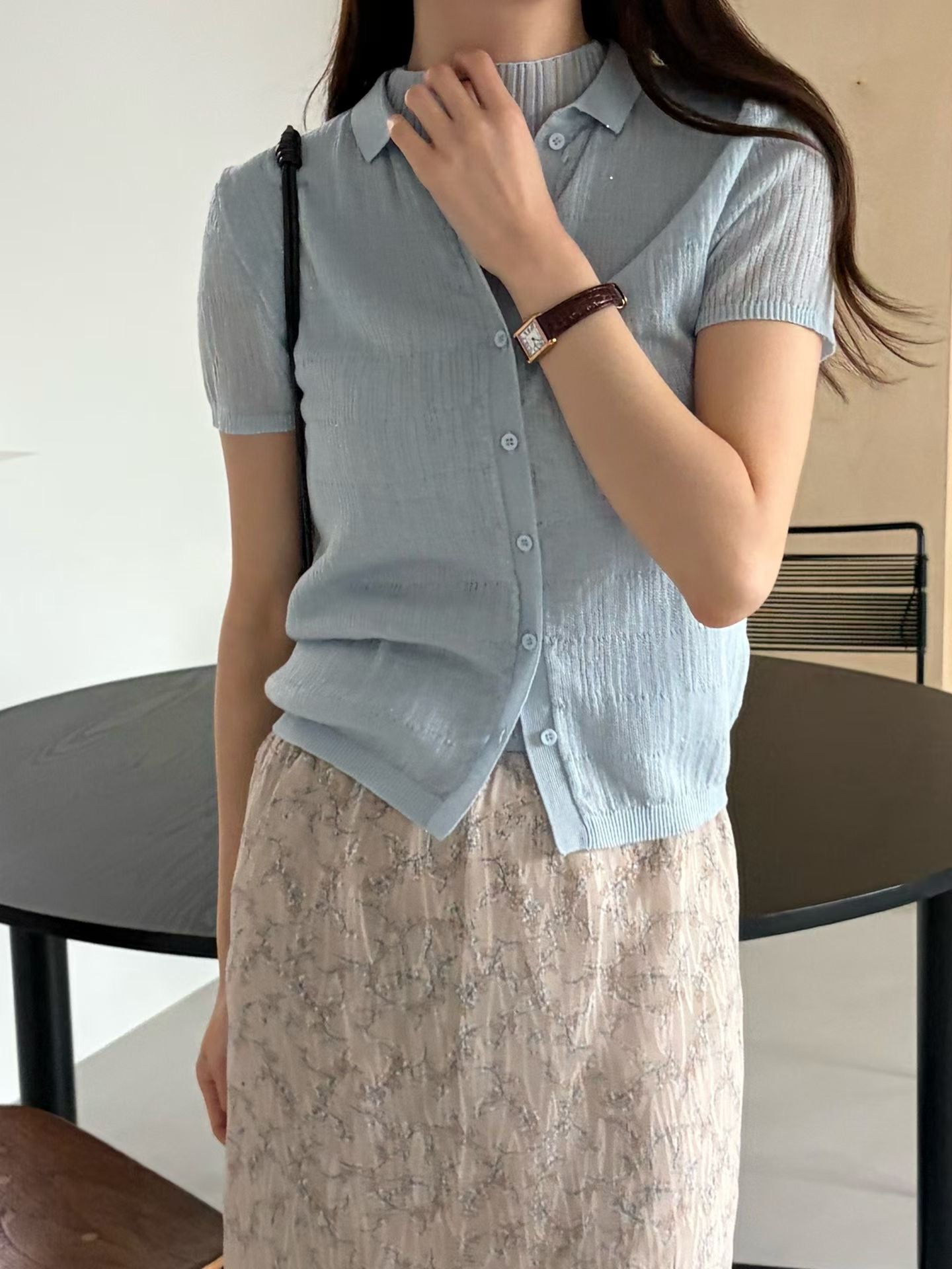 ♡柔順涼感細閃短袖針織襯衫♡ (C260545)