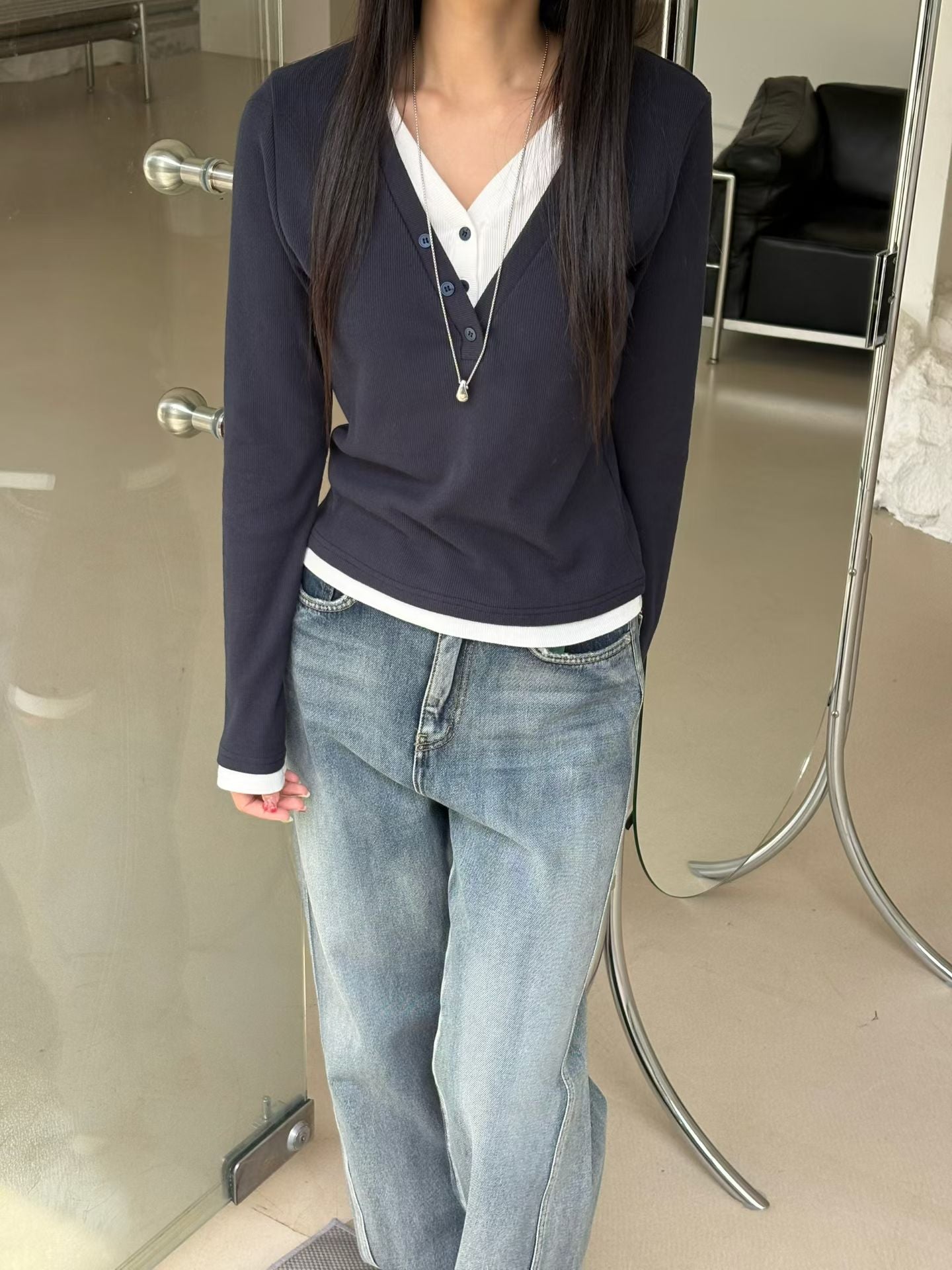 ♡雙層領線假兩件V領上衣♡ (C251255)