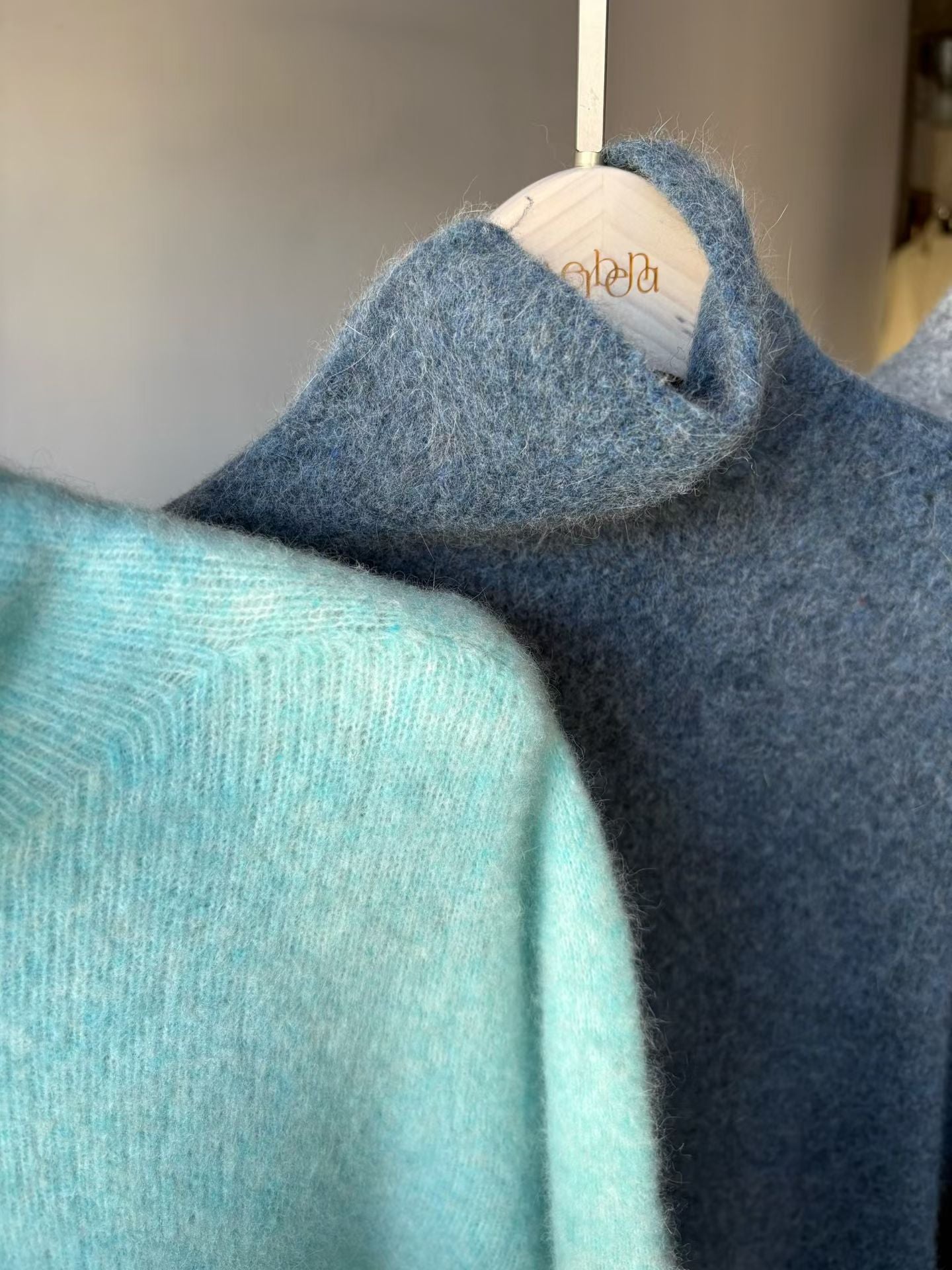 ♡ 空氣絨暖感立領毛衣♡ (C251278)