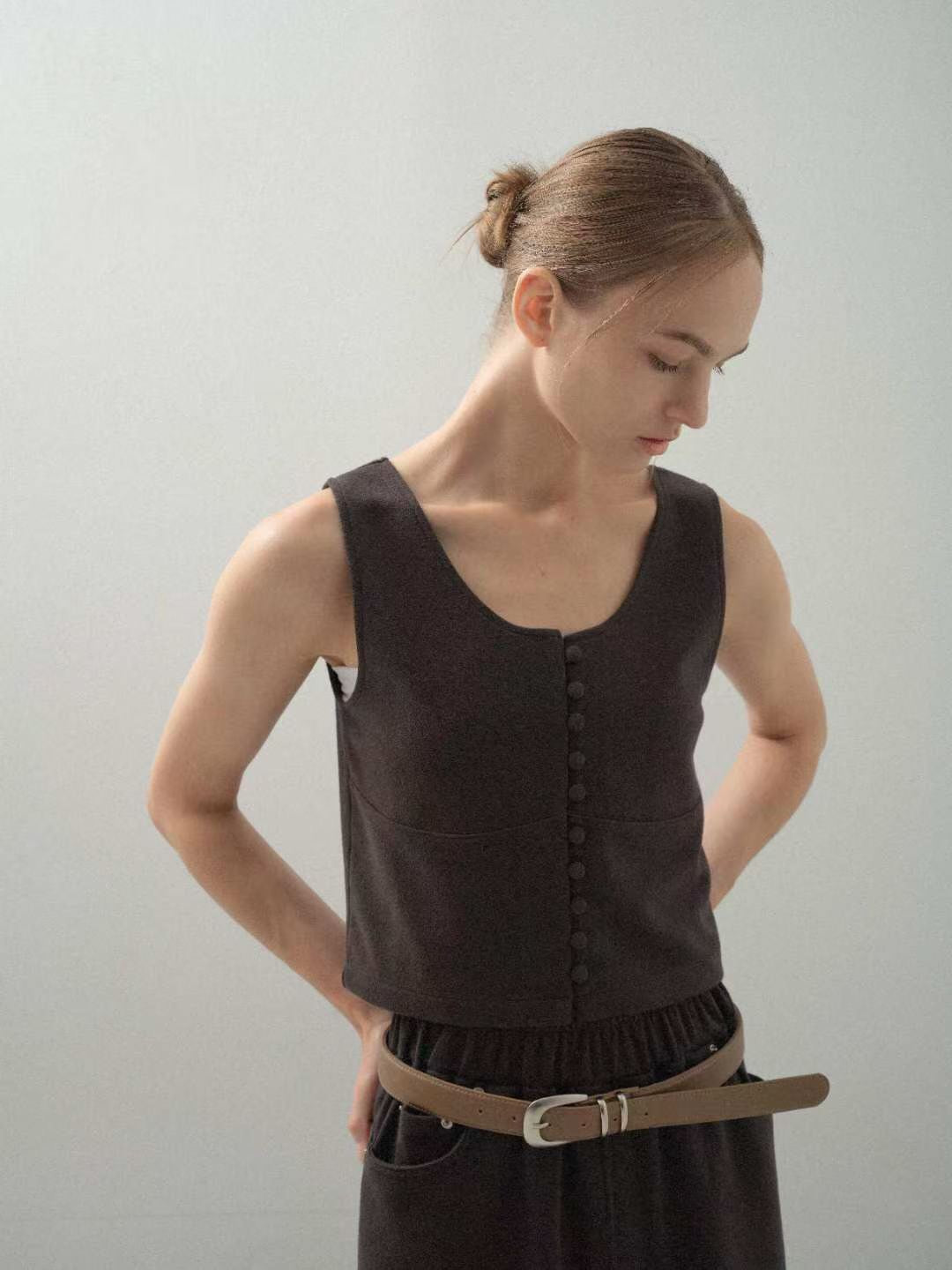 ♡質感排扣馬甲背心上衣♡ (C251164)