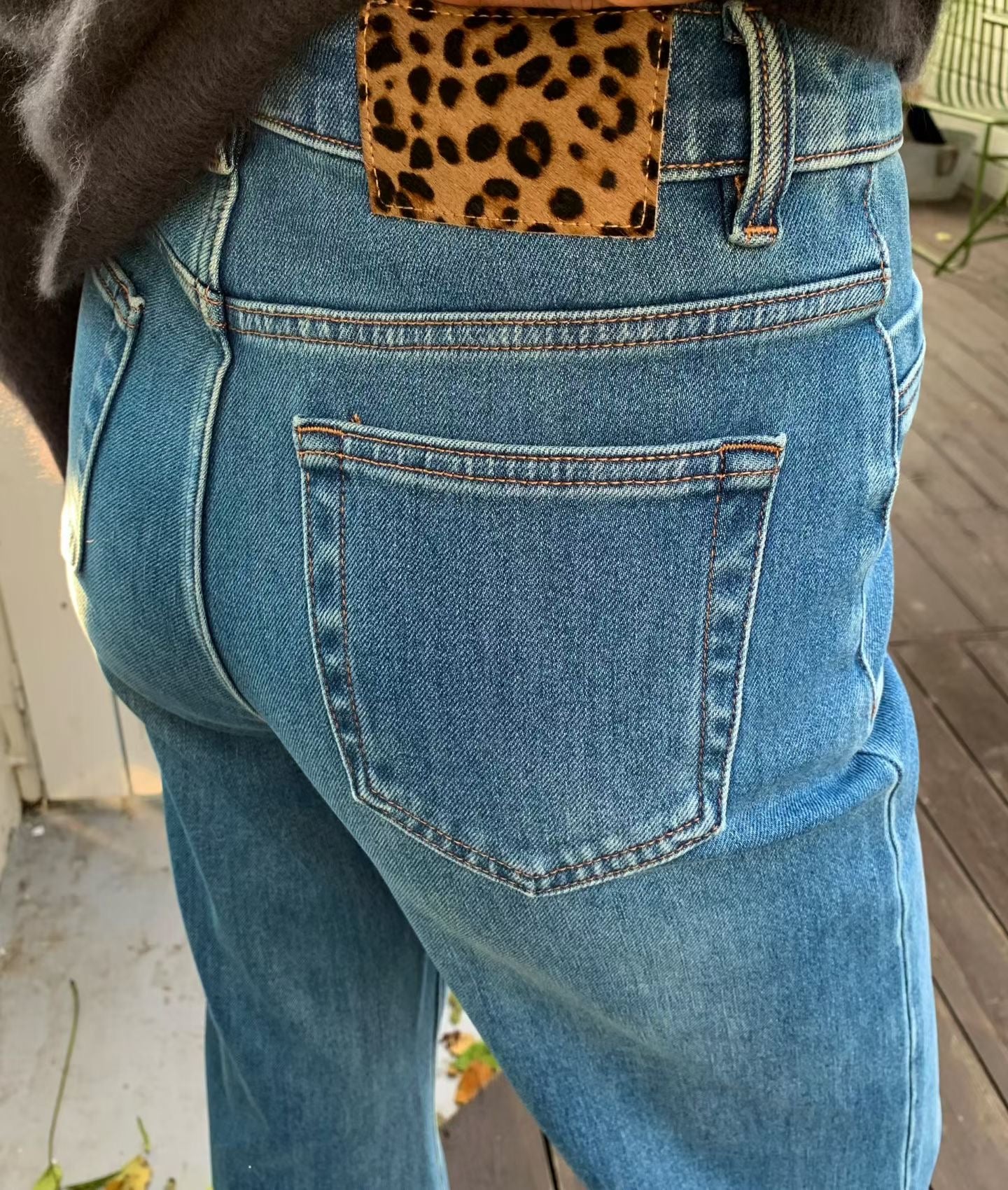 ♡雙口袋修身刷絨微喇叭牛仔褲♡ (C251216)