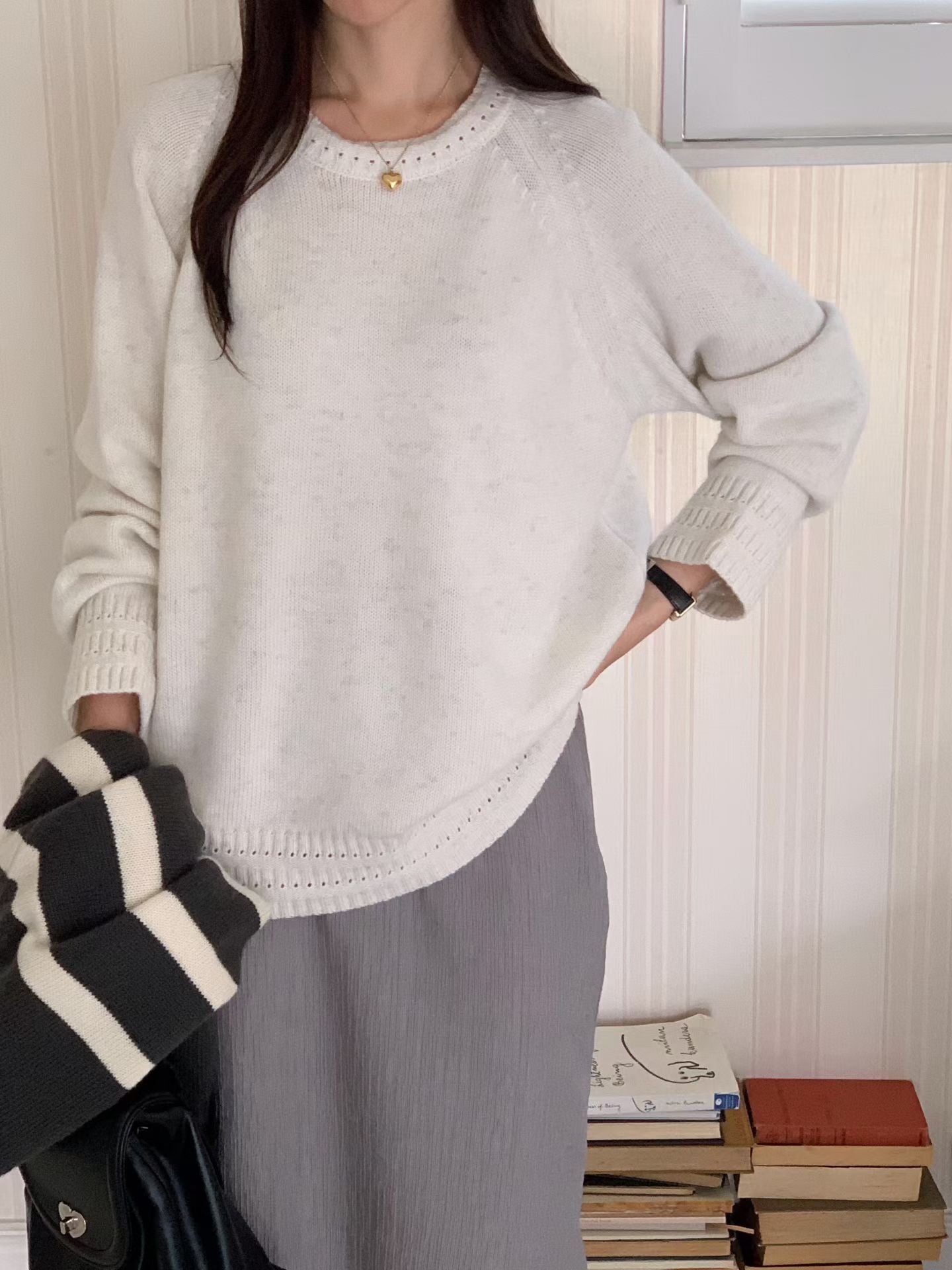 ♡百搭拉格蘭鏤空收邊毛衣♡ (C251131)