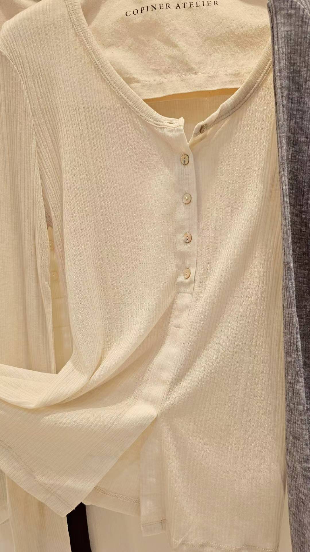 ♡Oni家♡開衩天絲羊毛亨利領T (C251004)