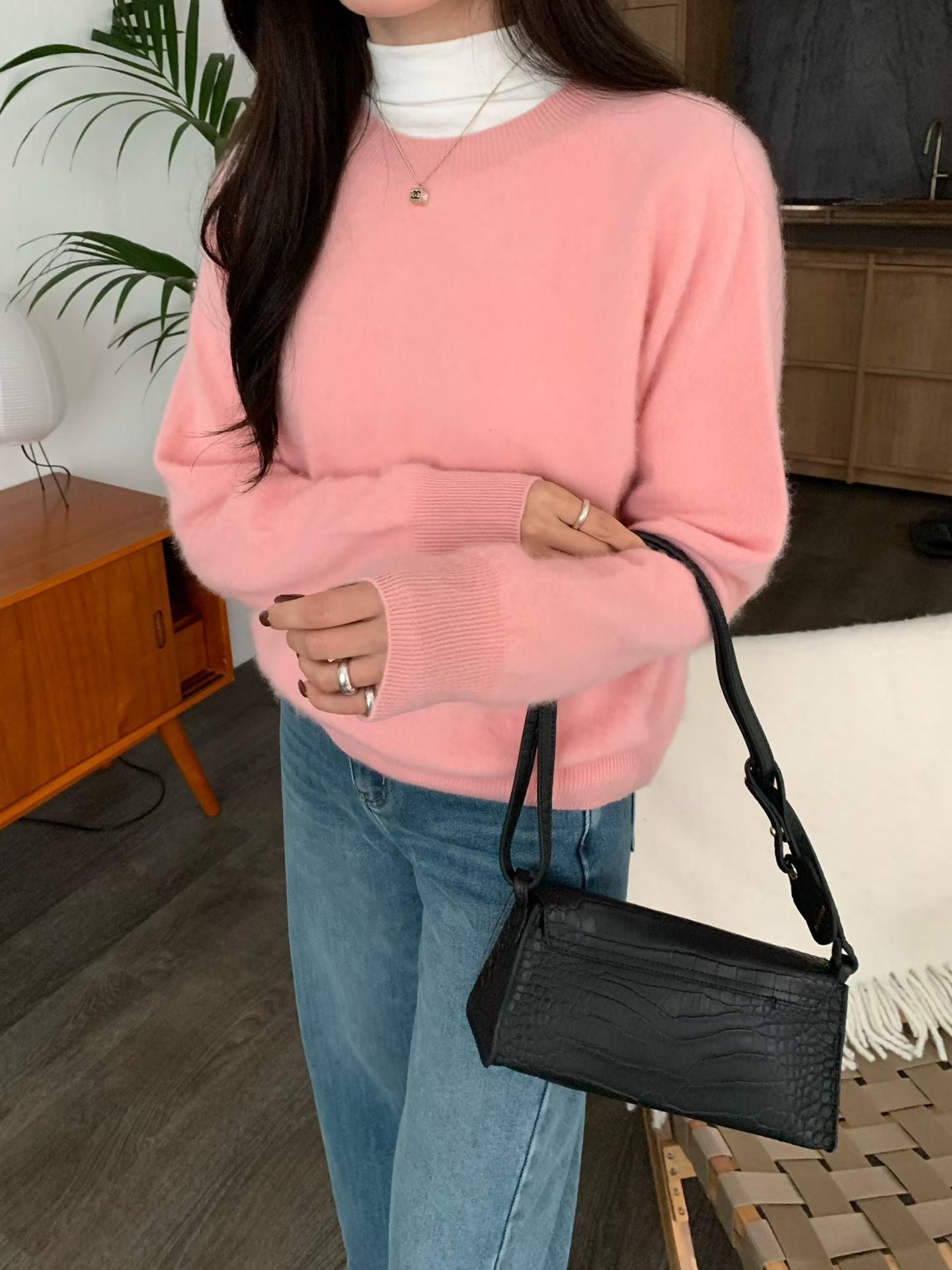 ♡多色亮眼圓領毛衣♡ (C251214)