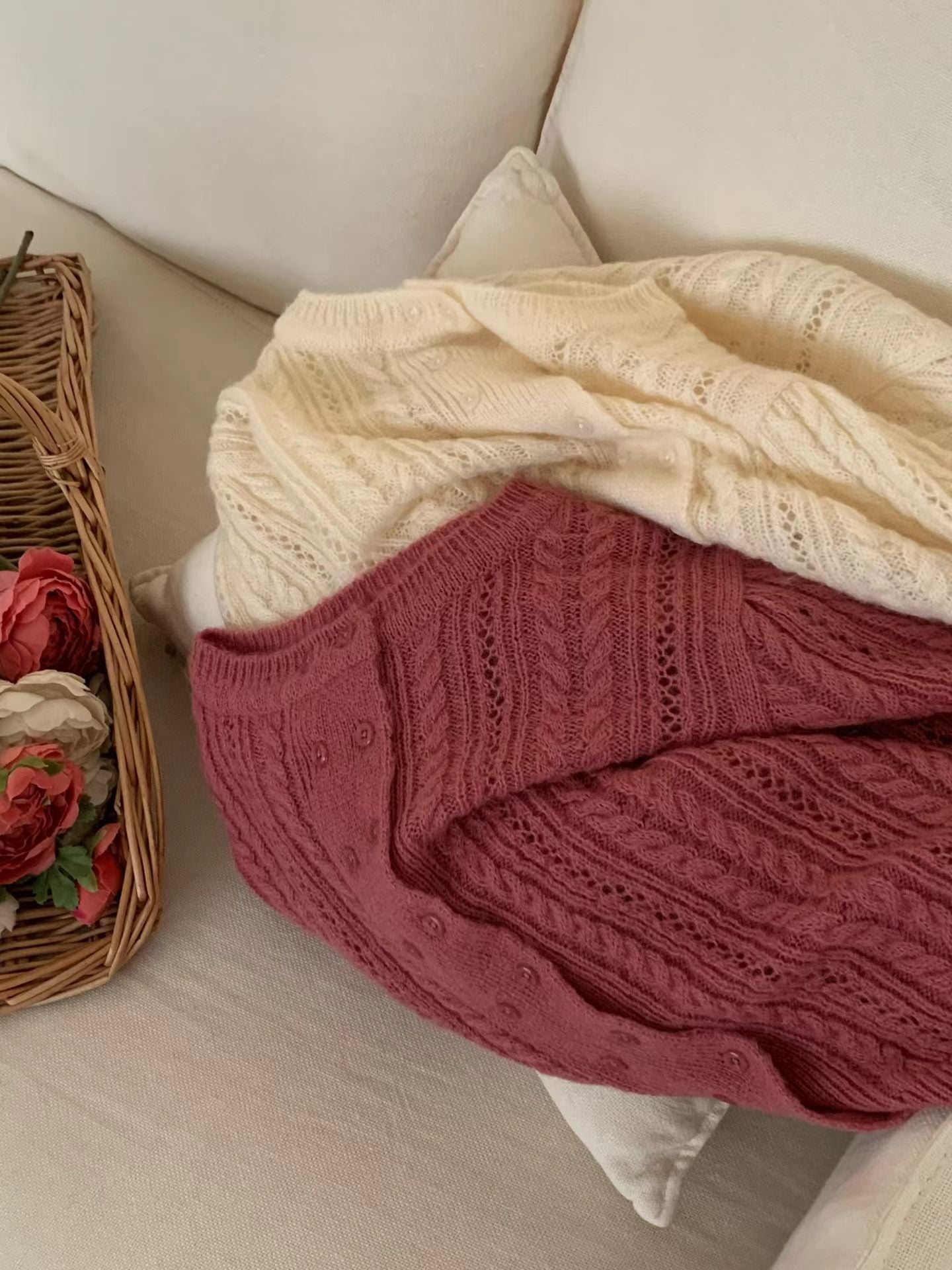 ♡氣質Oni家♡雙排釦立體麻花鏤空織紋上衣 (C251135)