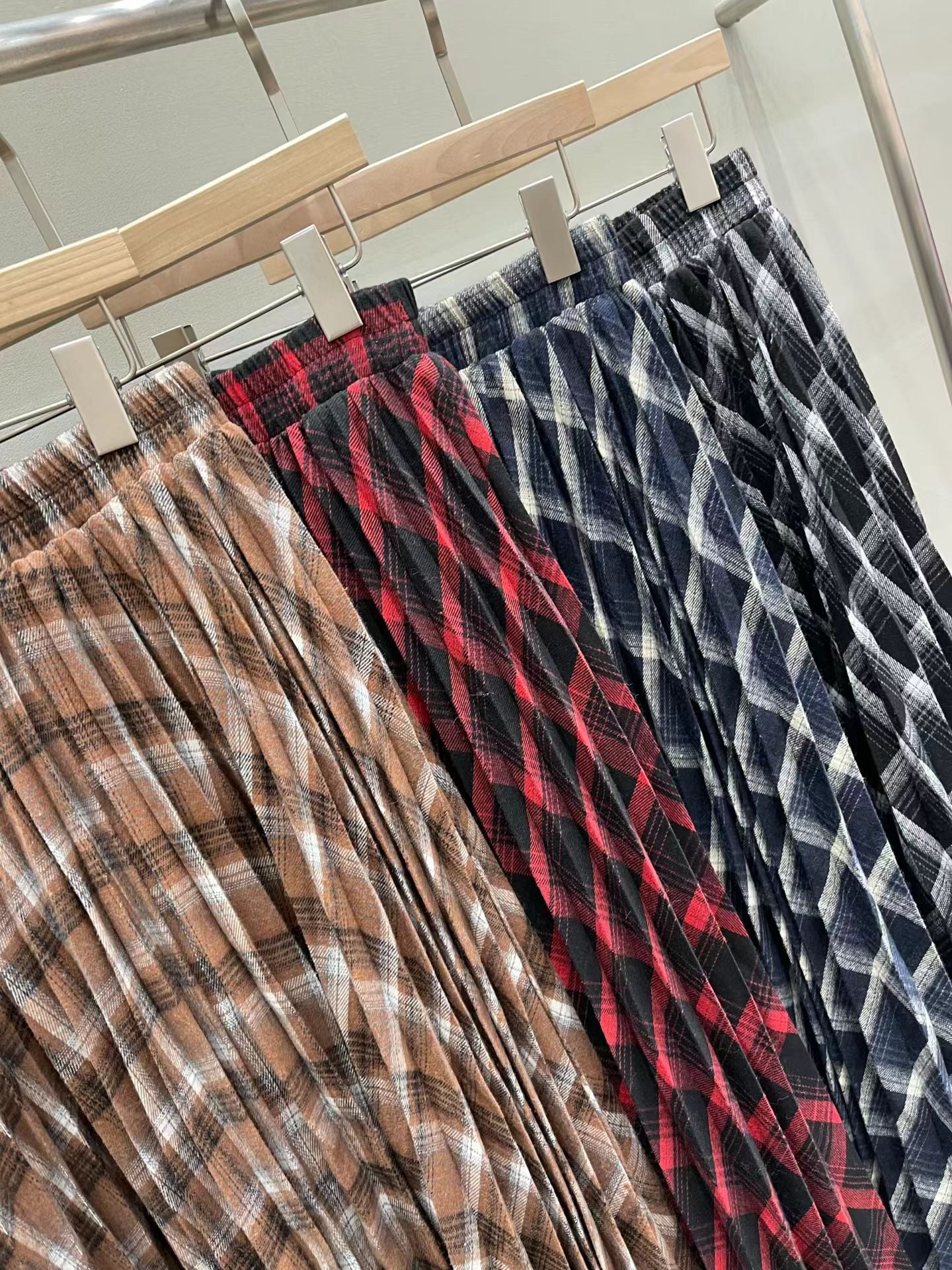 ♡氣質Oni家♡立體格韻垂墜百褶長裙 (C251232)