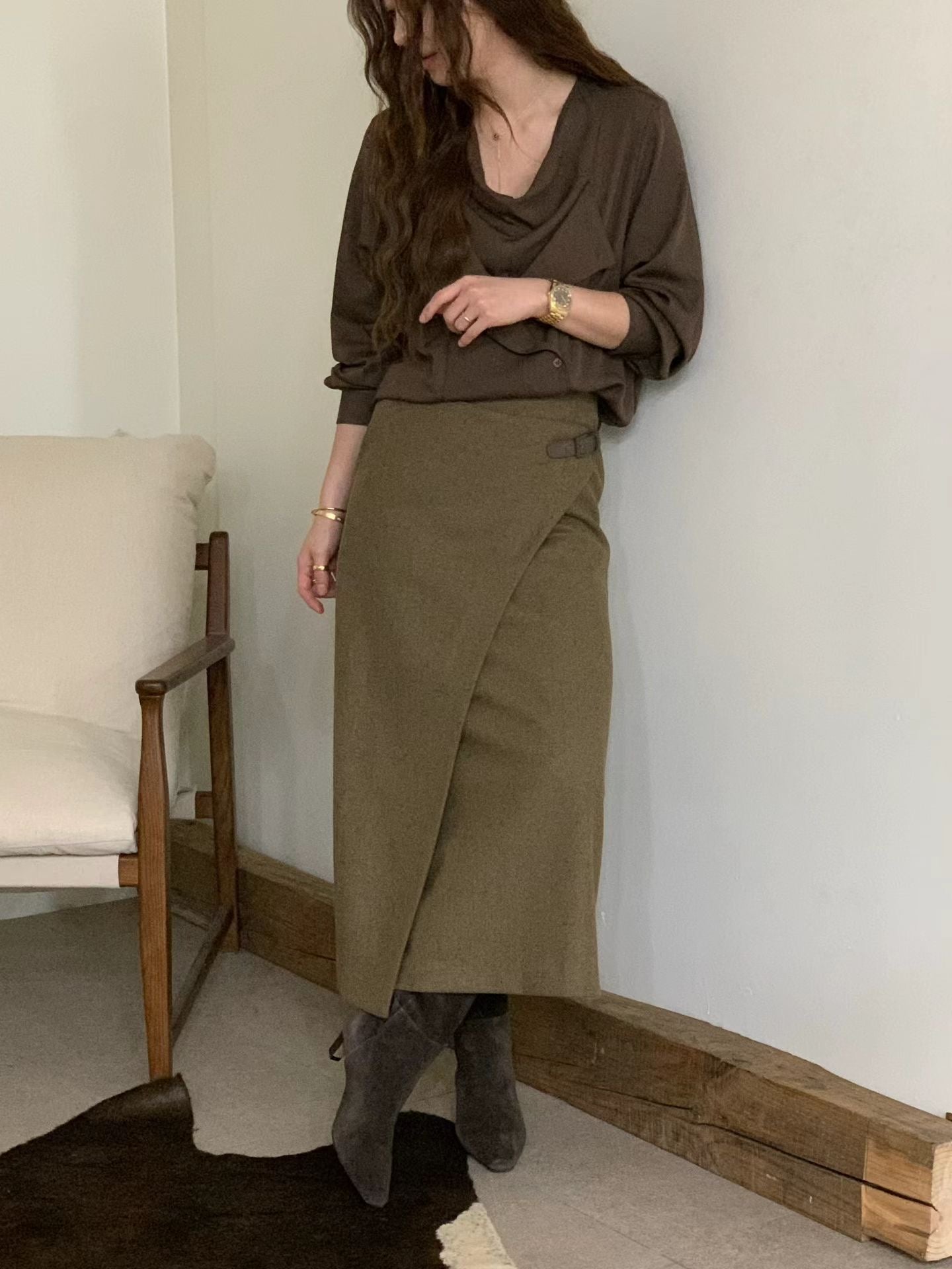 ♡氣質Oni家♡質感腰扣弧線人字紋長裙 (C251231)