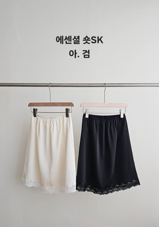 ♡Oni家♡下擺蕾絲緞面短裙 (C260330)