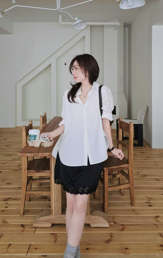 ♡Oni家♡下擺蕾絲緞面短裙 (C260330)