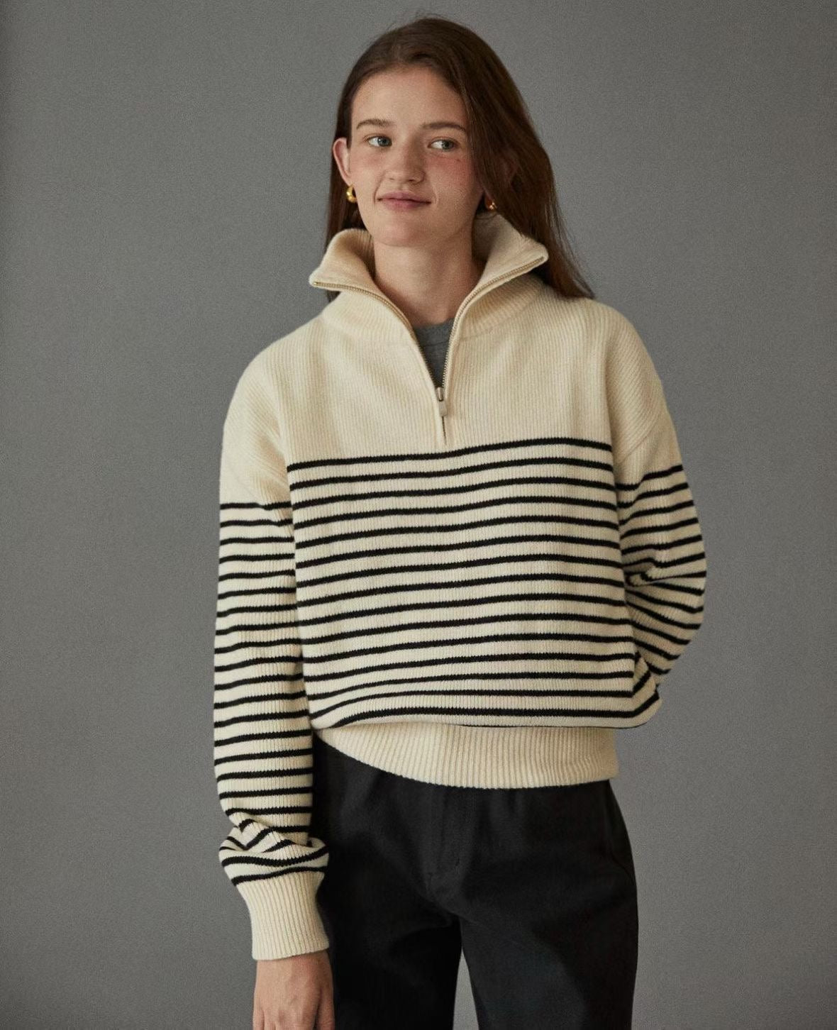 ♡經典法式半高領條紋針織衫♡ (C251009)