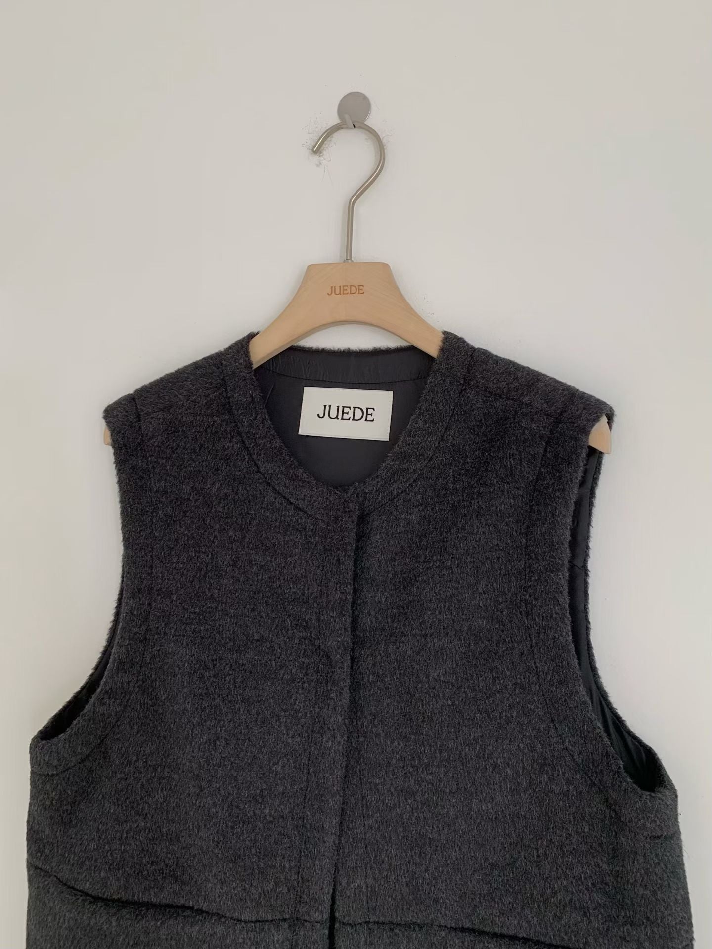 ♡保暖極簡風必備背心♡ (C251242)