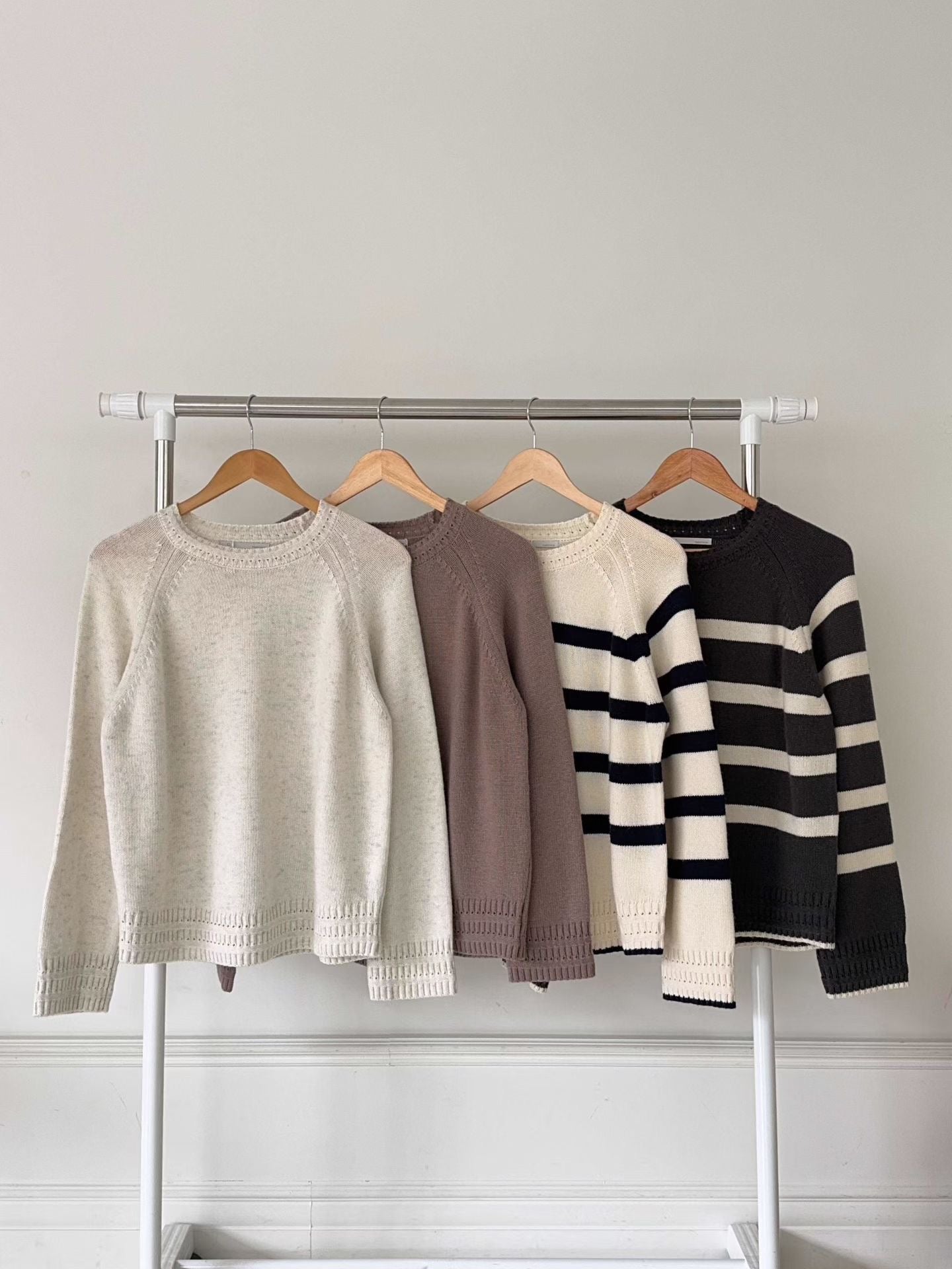 ♡百搭拉格蘭鏤空收邊毛衣♡ (C251131)