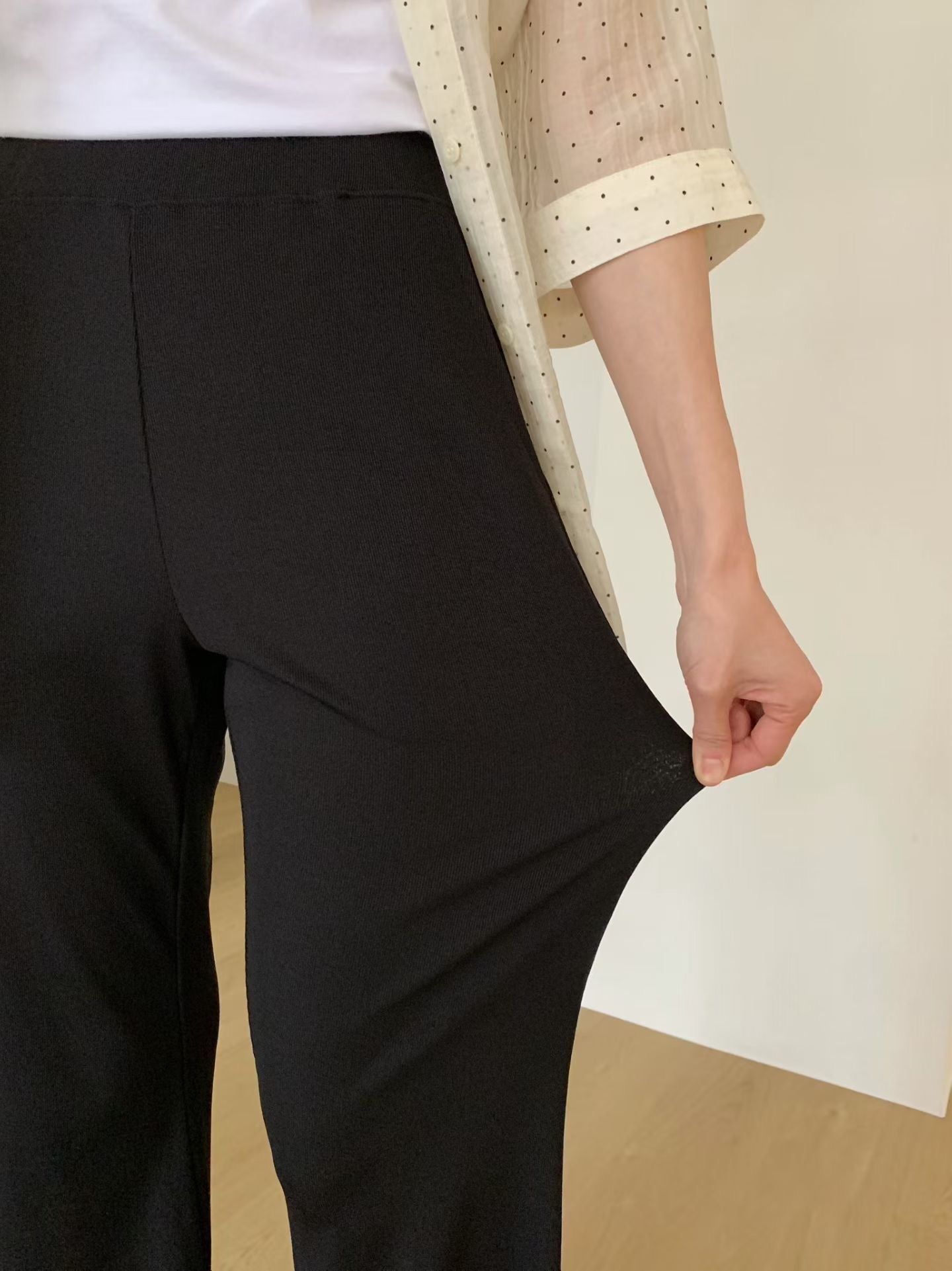 ♡極修身涼感彈力顯瘦微喇長褲♡ (C260557)