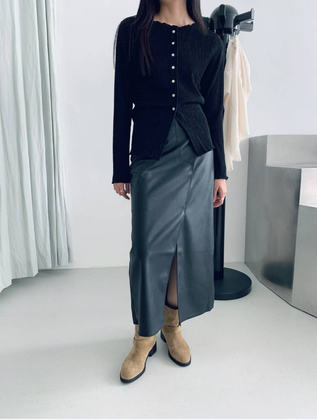 ♡修身彈力細直紋排釦上衣♡ (C251146)