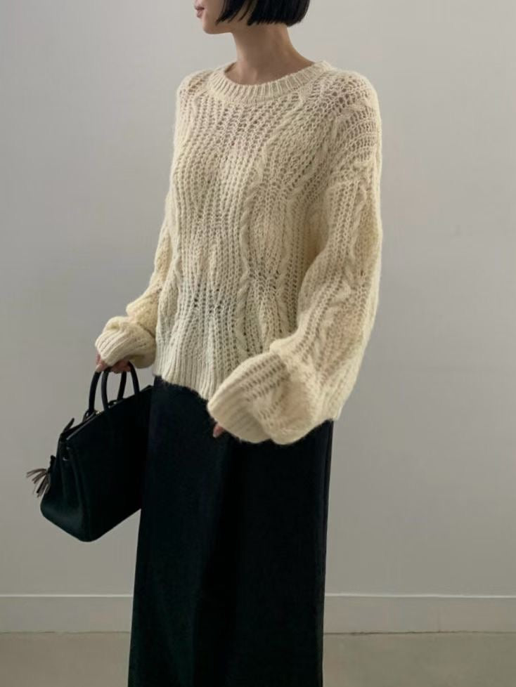 ♡冬日軟慵麻花洞洞毛衣♡ (C251229)