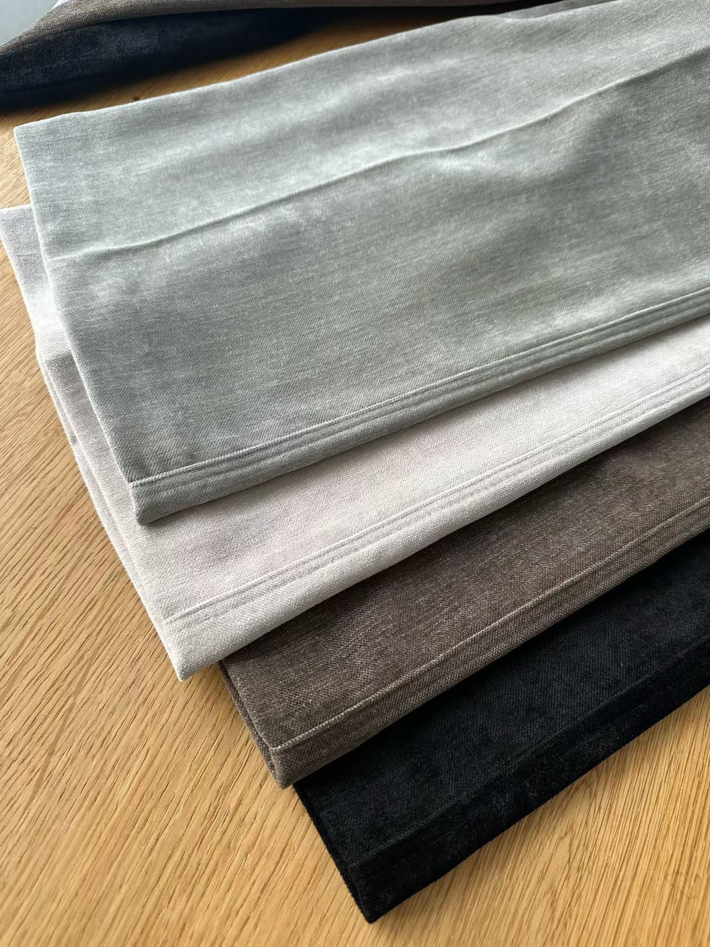 ♡質感天絲霧絨感奶油褲♡ (C251121)