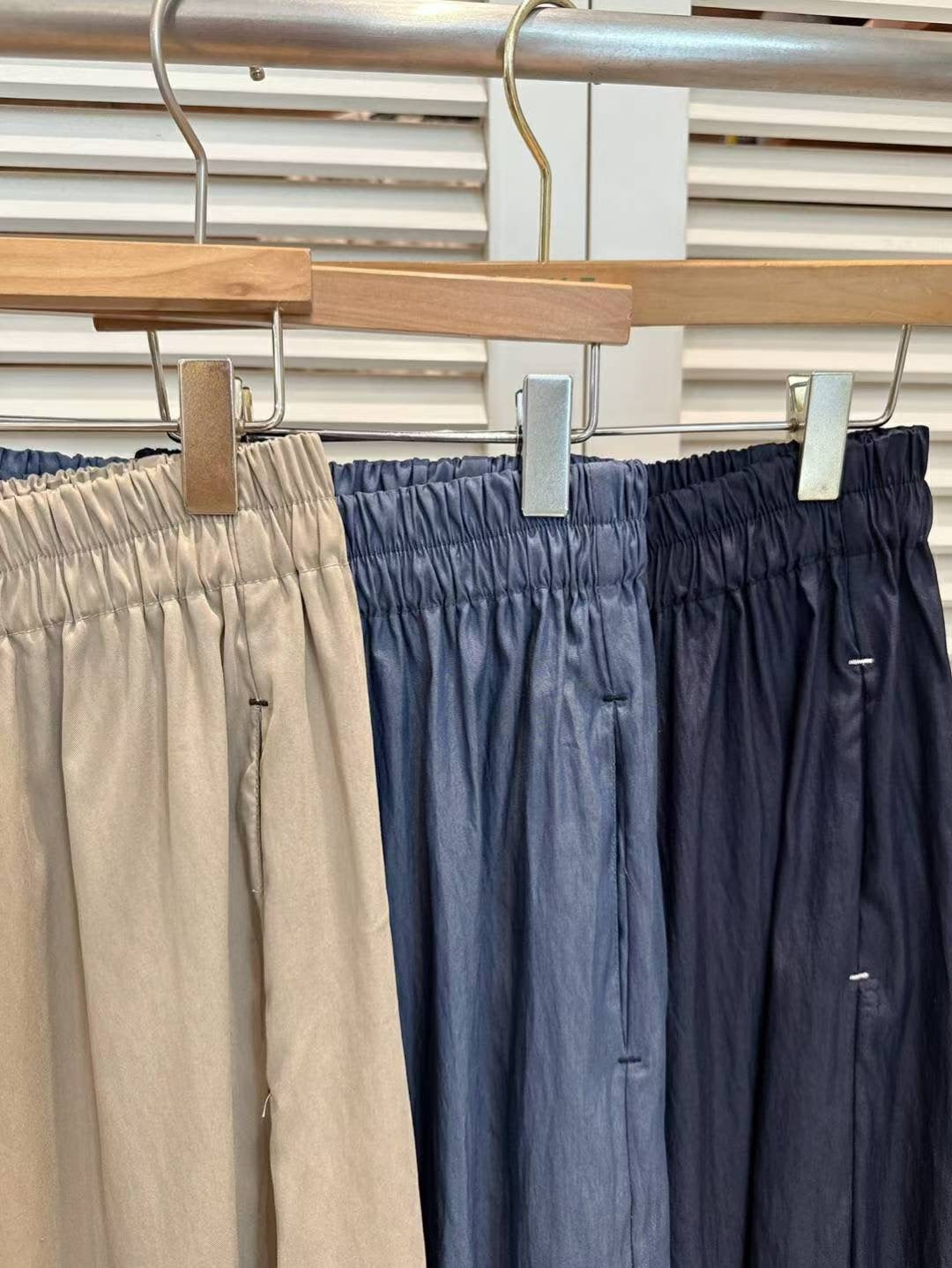 ♡微光垂墜感寬褲♡ (C251042)