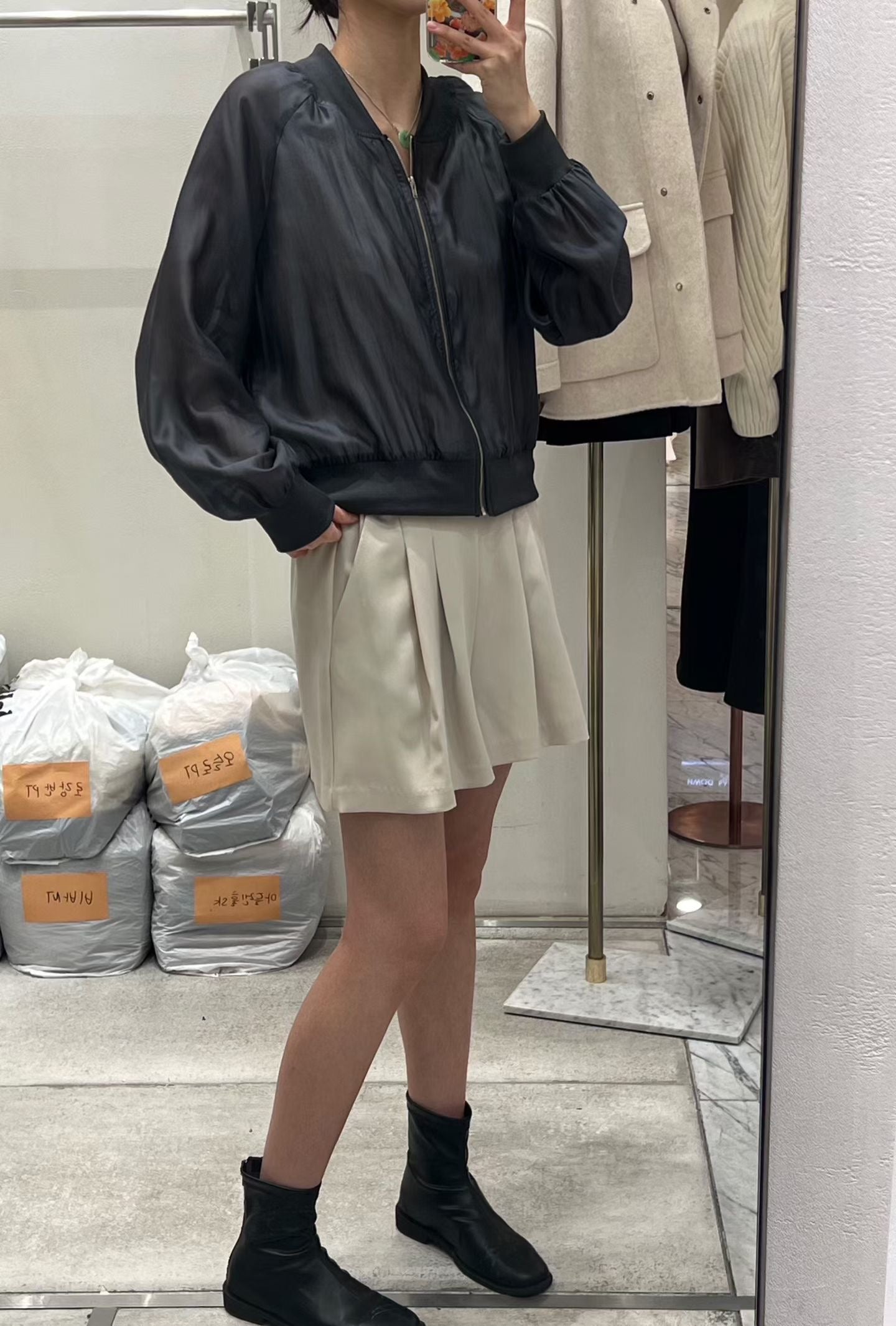 ♡溫柔高級感天絲飛行外套♡ (C260325)