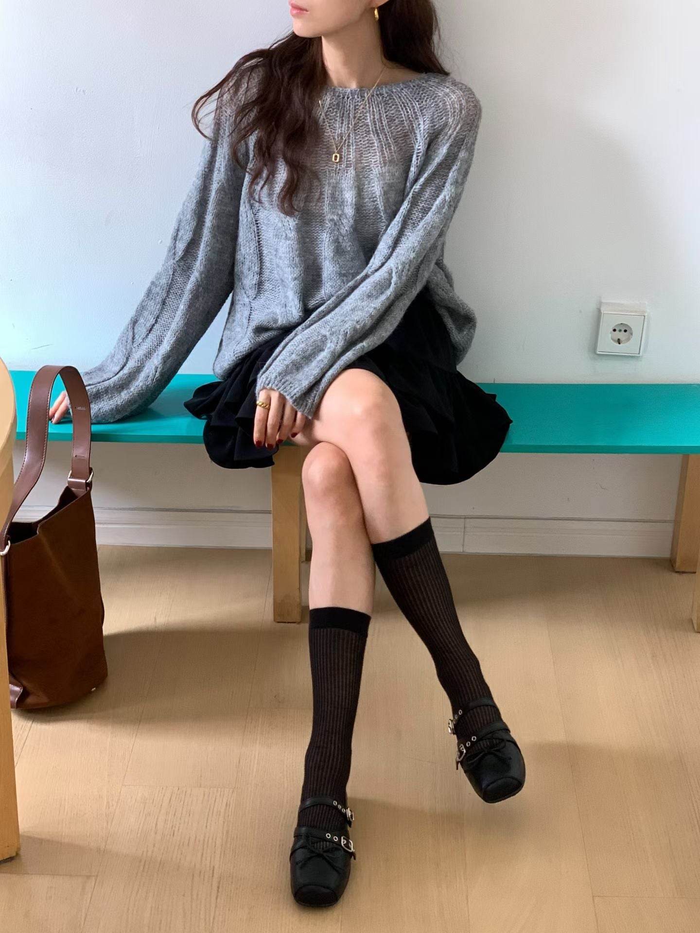 ♡輕柔鏤空麻花寬鬆針織上衣♡ (C251026)