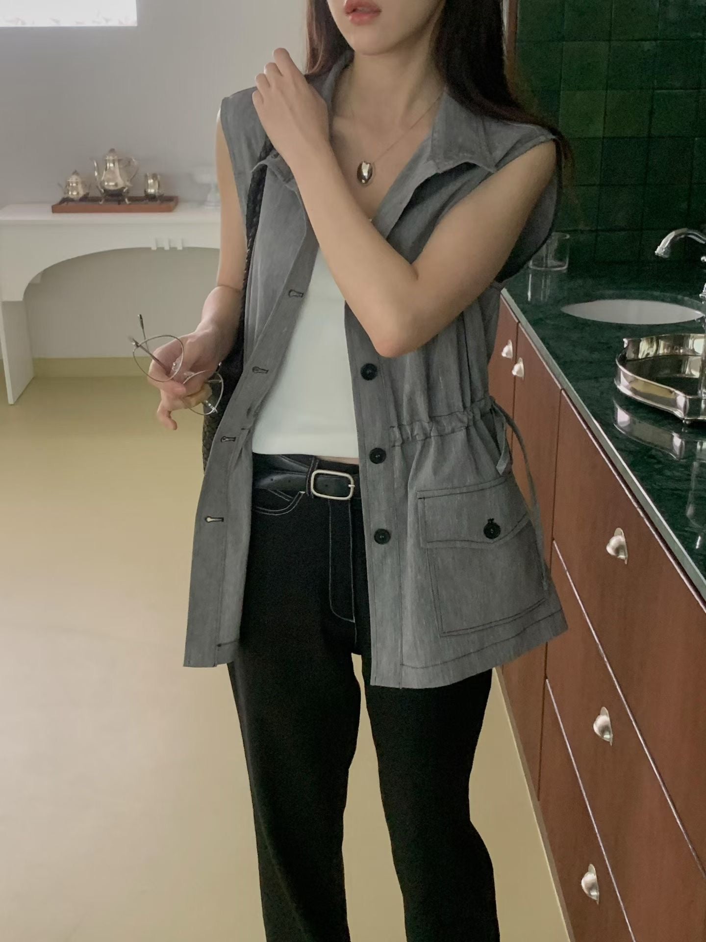♡高級質感收腰長版背心外套♡ (C260536)