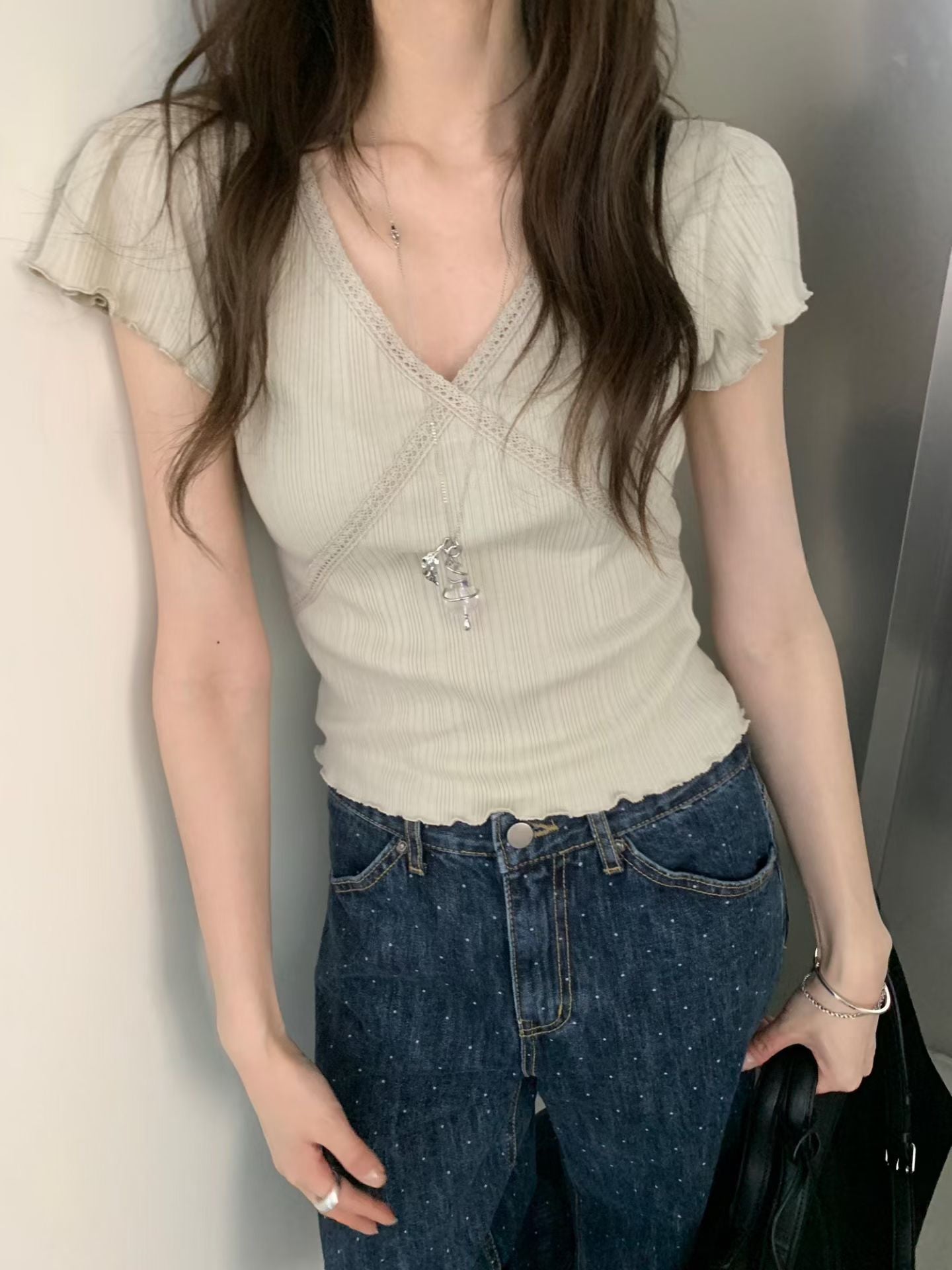 ♡百搭交叉V領顯瘦坑紋上衣♡ (C260656)