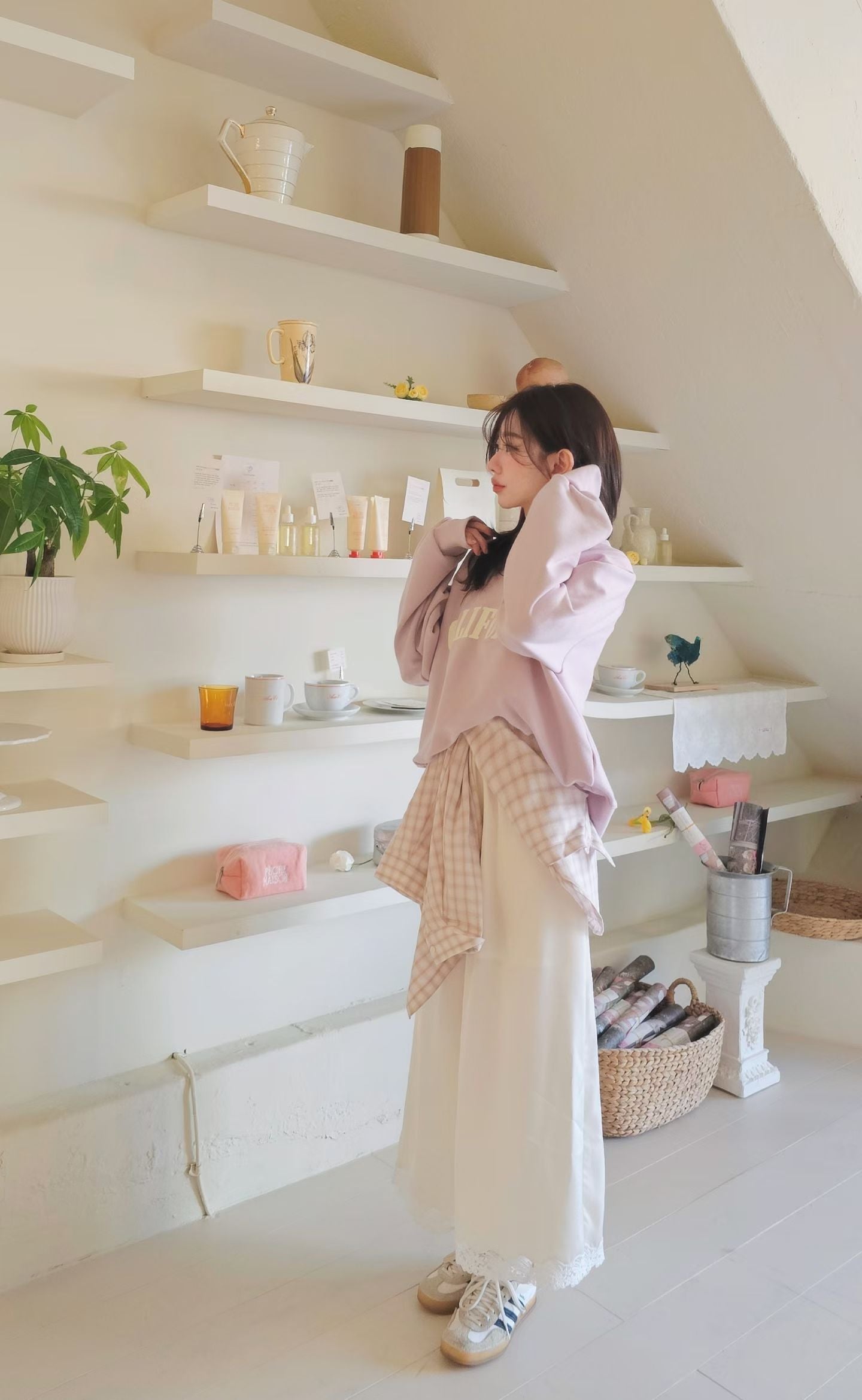 ♡Oni家♡下擺蕾絲緞面長裙 (C260345)
