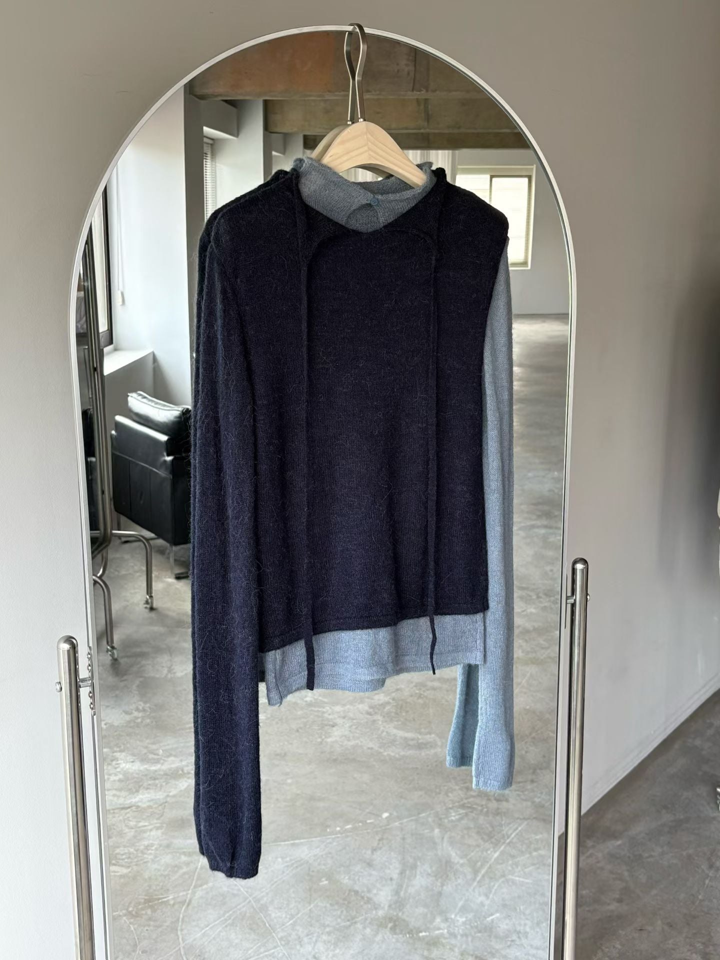 ♡雙層撞色袖設計感毛衣♡ (C251254)