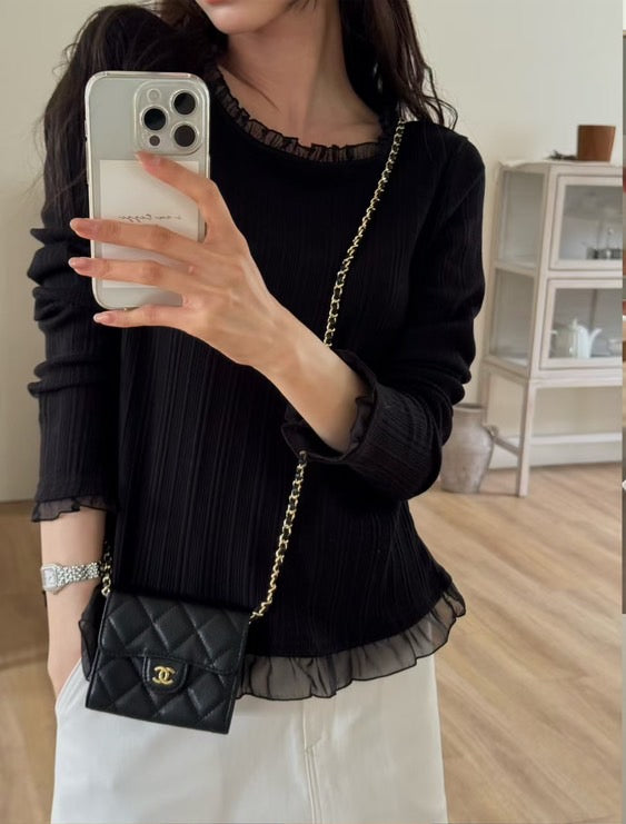 ♡優雅顯瘦細坑條荷葉滾邊上衣♡ (C260533)