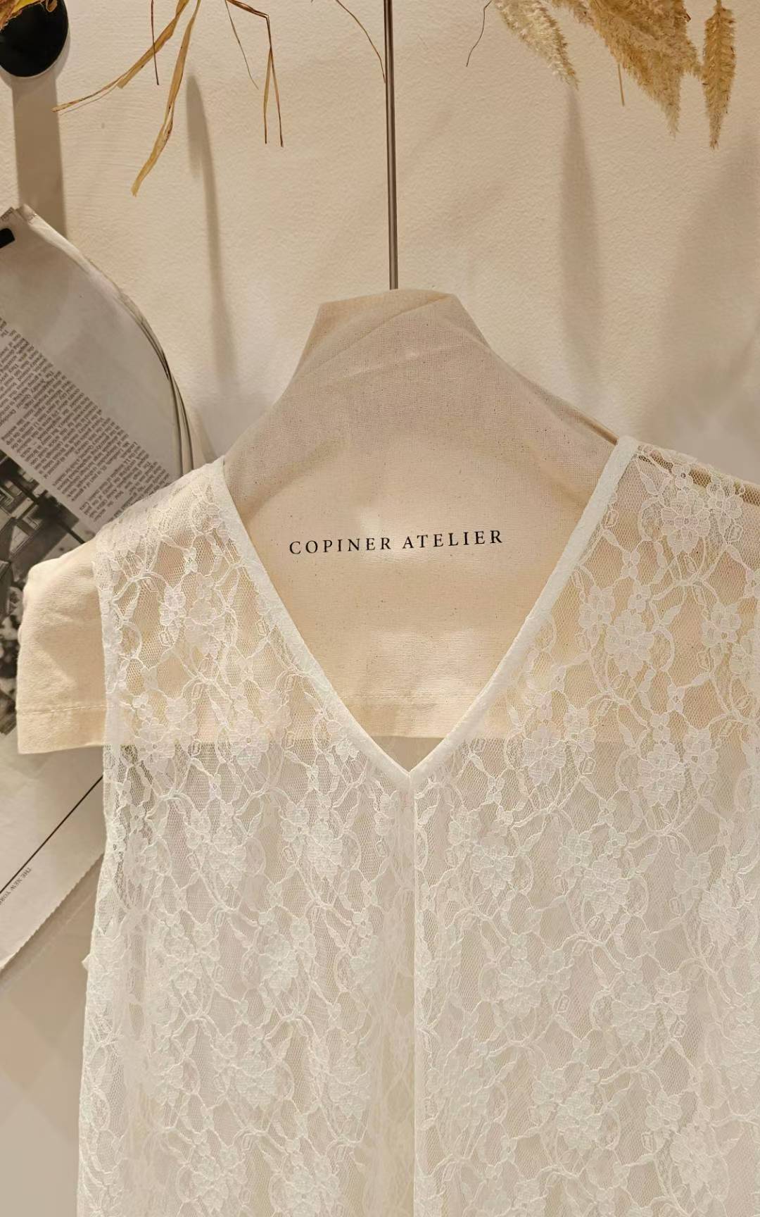 ♡Oni家♡搭配好物V領蕾絲長背心 (C251103)