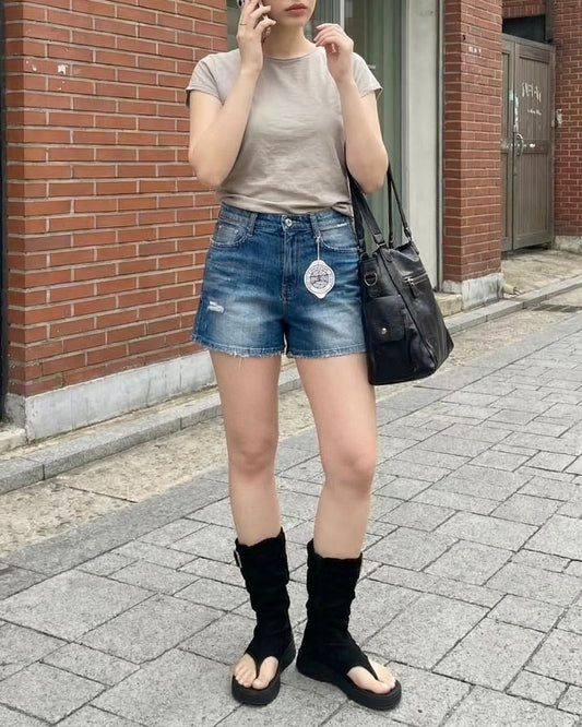 ♡復古水洗破損設計牛仔短褲♡ (C260418)