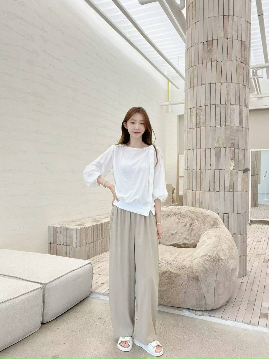 ♡設計感垂領斜排釦上衣♡ (C251040)