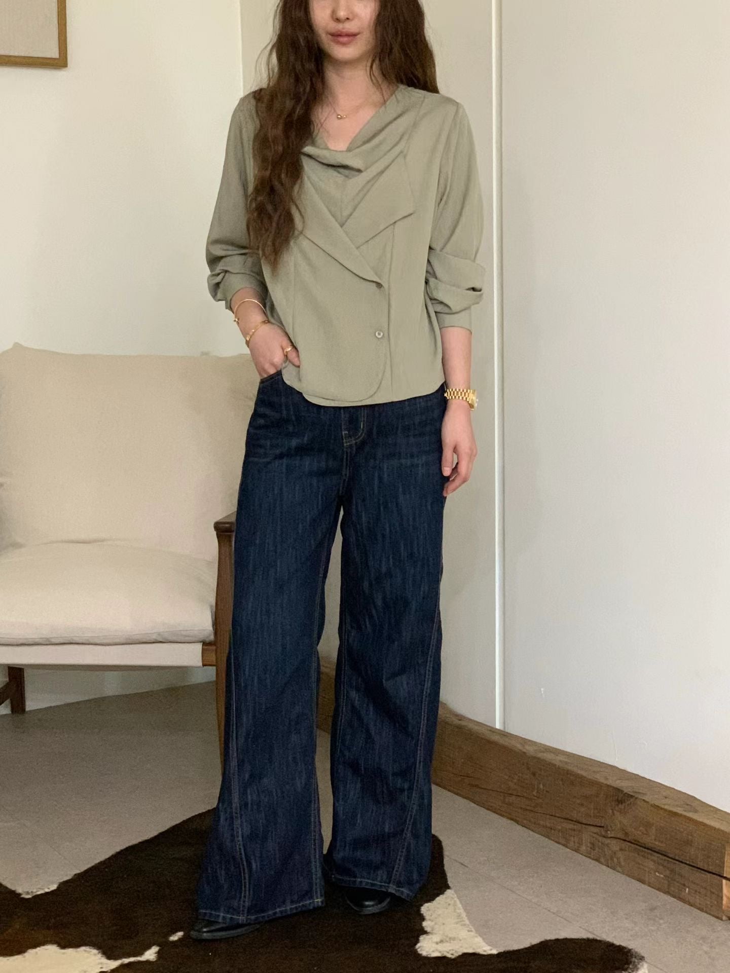 ♡氣質Oni家♡優雅垂領交疊設計感上衣 (C251228)