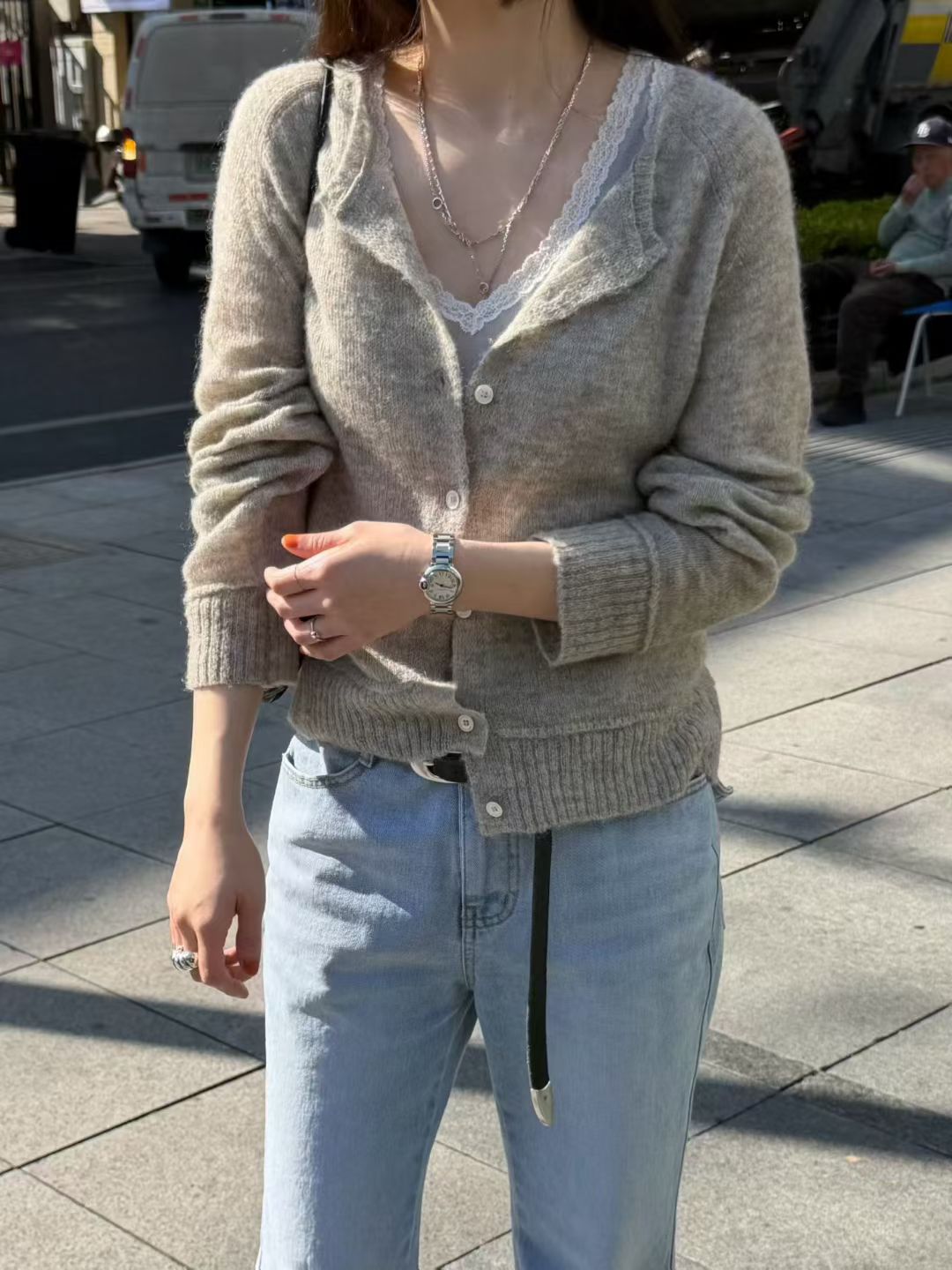 ♡百搭V領蕾絲內搭背心♡ (C260560)