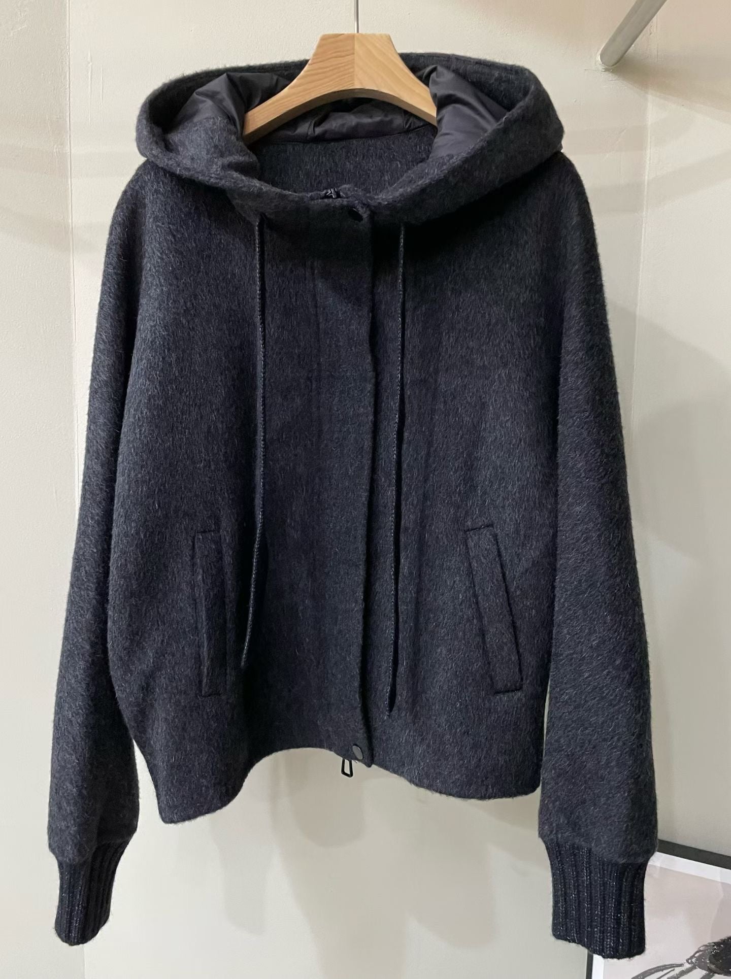 ♡質感實穿連帽外套♡ (C251106)