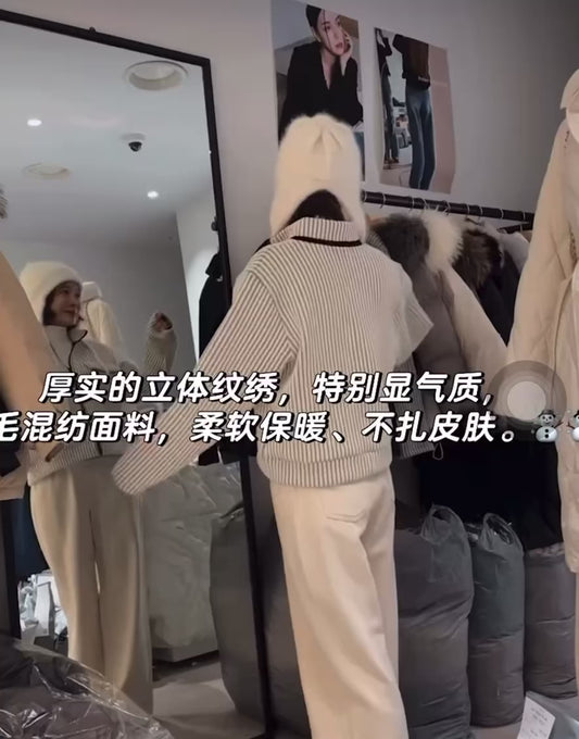 ♡立體直條紋編織口袋拉鍊外套♡ (C251225)